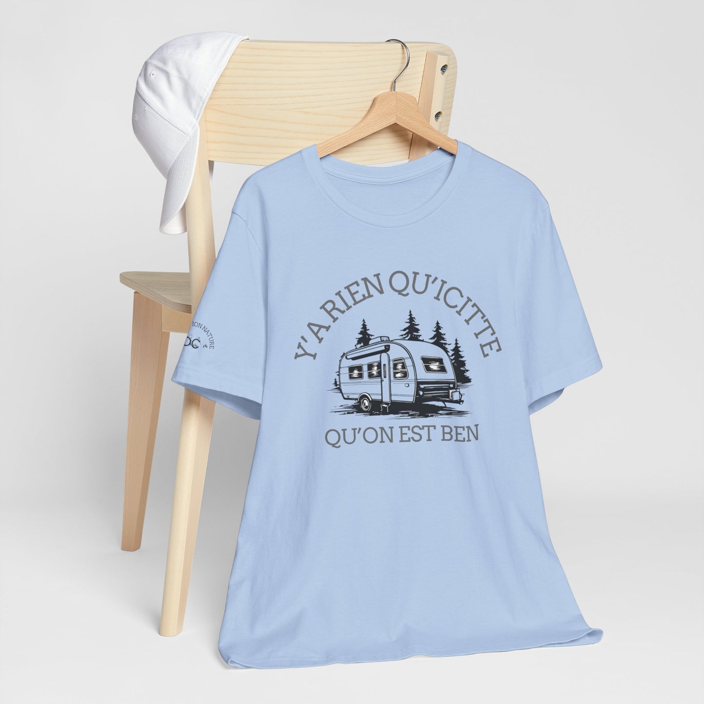 Bohemian RV Adventure Tee - Y'A Rien Qu'citte Qu'on Est Ben - Crée_ation Nature DC