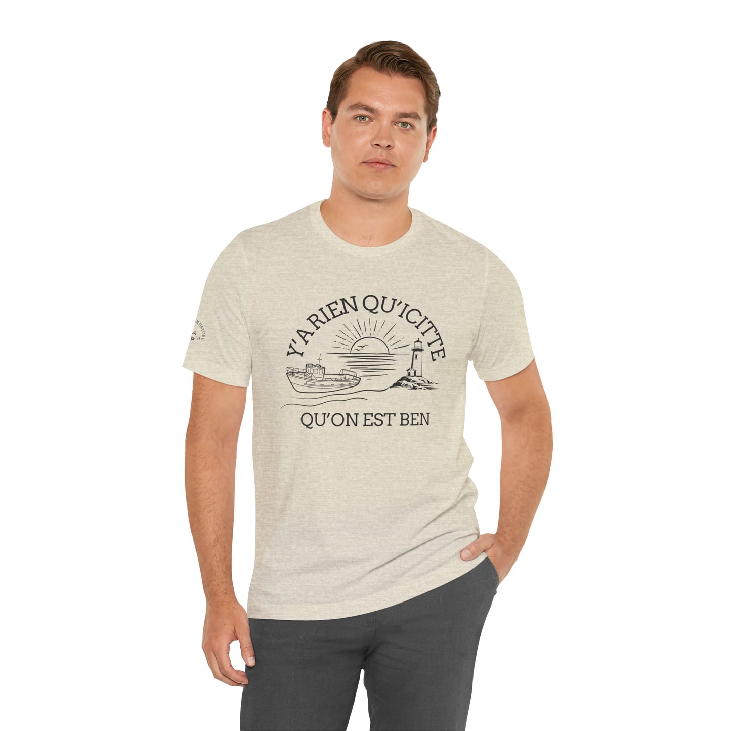 Sunset Sailboat Unisex Tee - Y'a rien qu'icitte Qu'on est ben - Crée_ation Nature DC