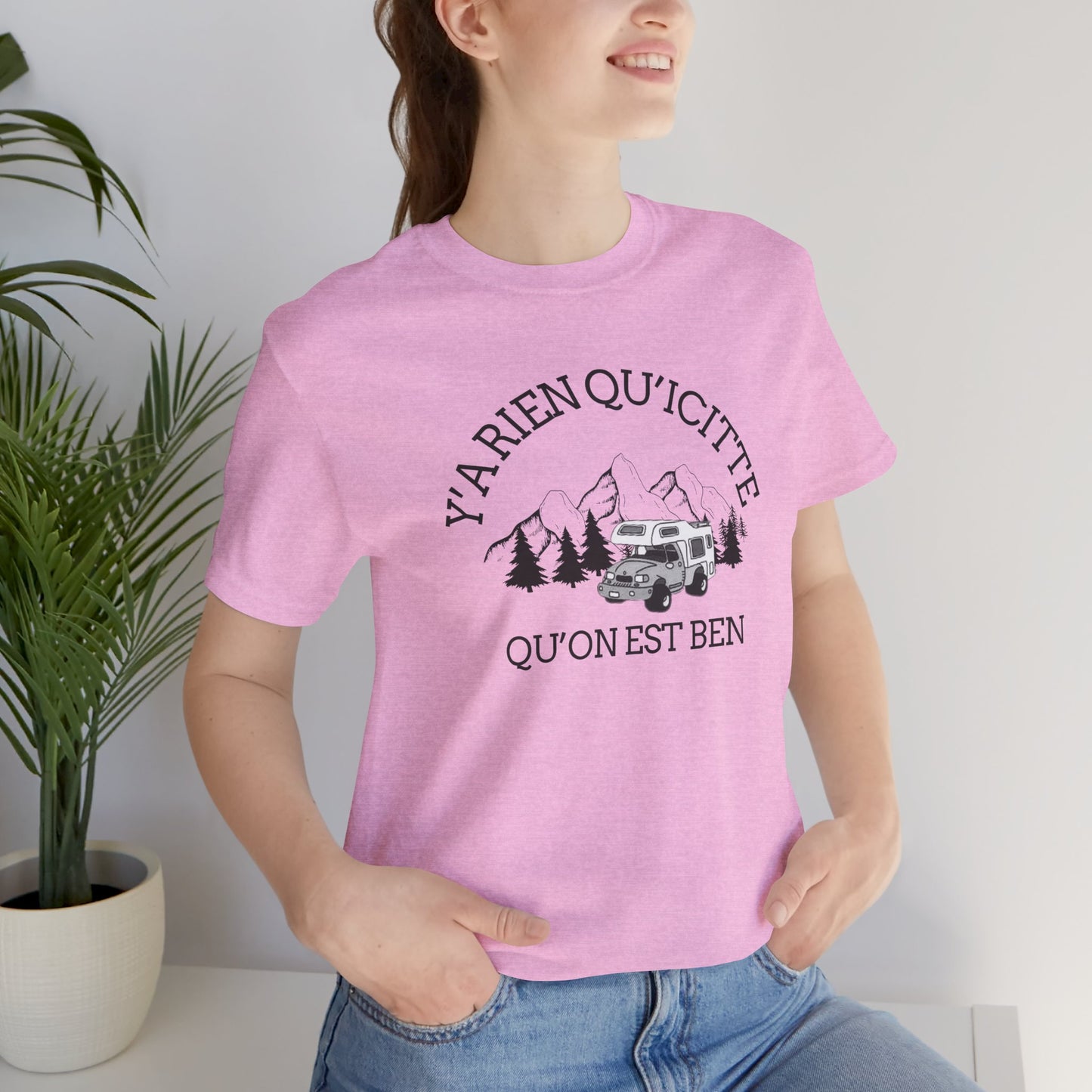 Adventure Spirit Unisex Short Sleeve Tee – 'Y'a Rien Qu'Icitte' Design-Crée_ation Nature DC