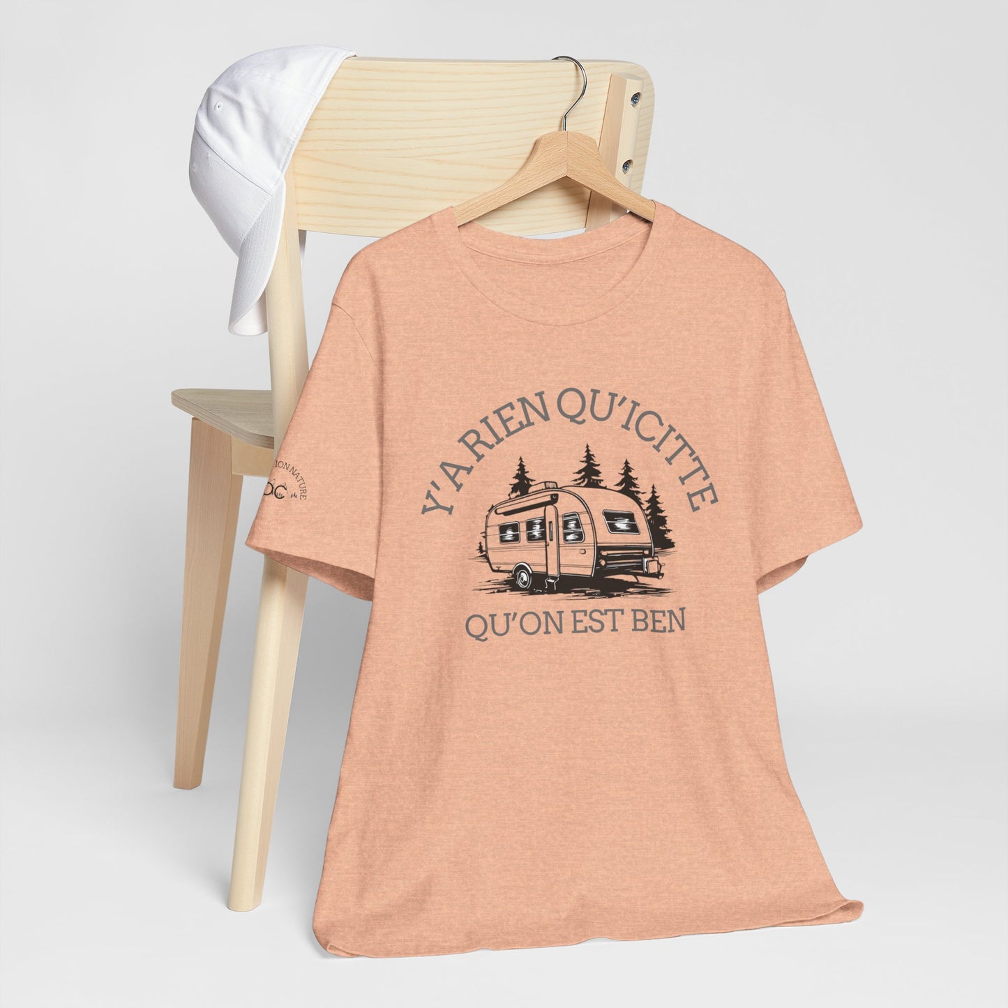 Bohemian RV Adventure Tee - Y'A Rien Qu'citte Qu'on Est Ben - Crée_ation Nature DC