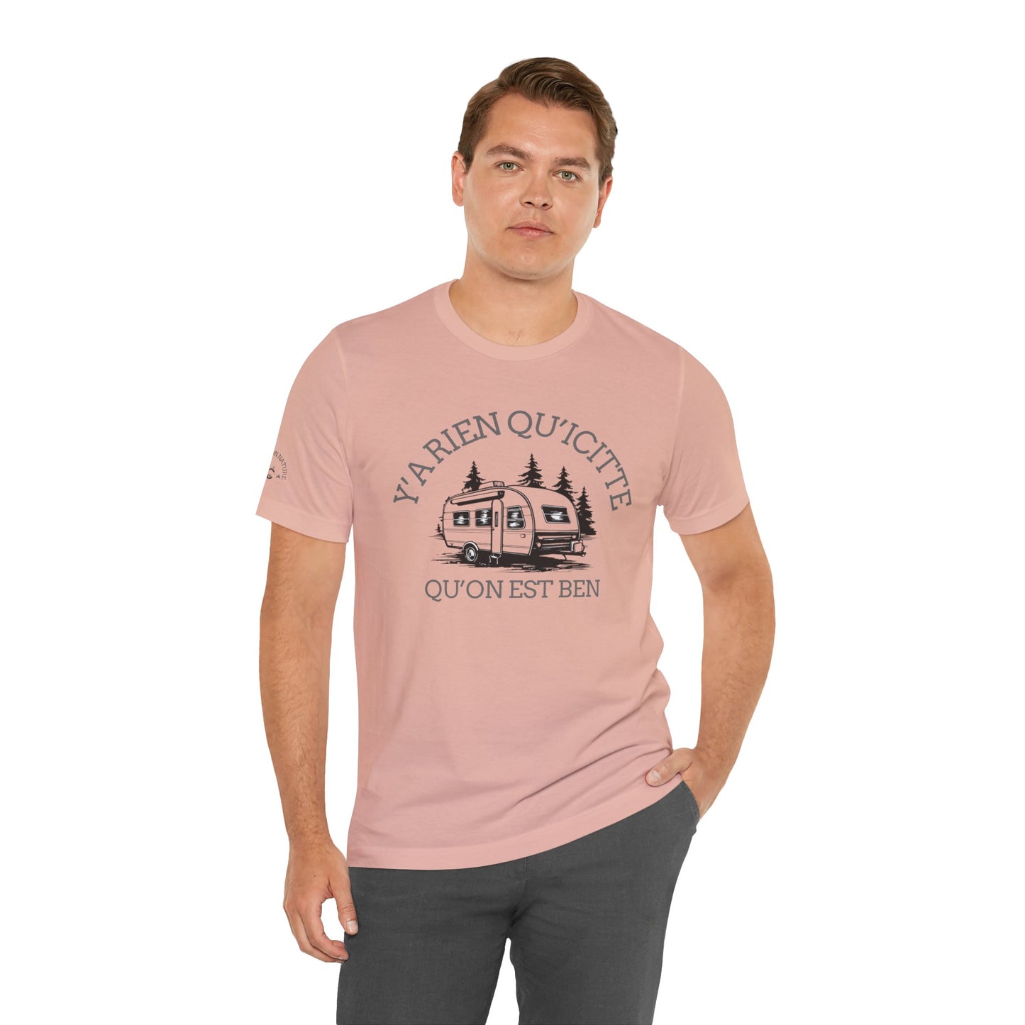 Bohemian RV Adventure Tee - Y'A Rien Qu'citte Qu'on Est Ben - Crée_ation Nature DC