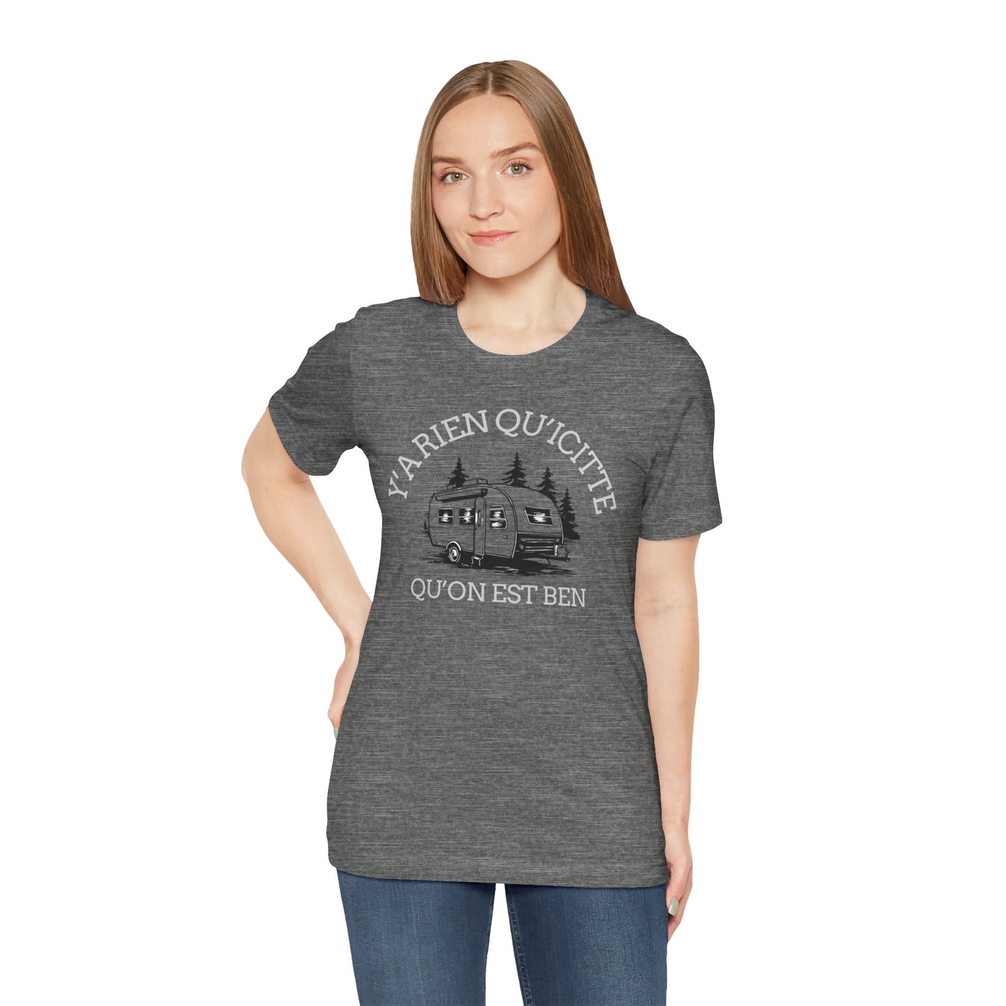 Retro Camping Graphic Tee - "Y'a Rien Quitté" - Crée_ation Nature DC
