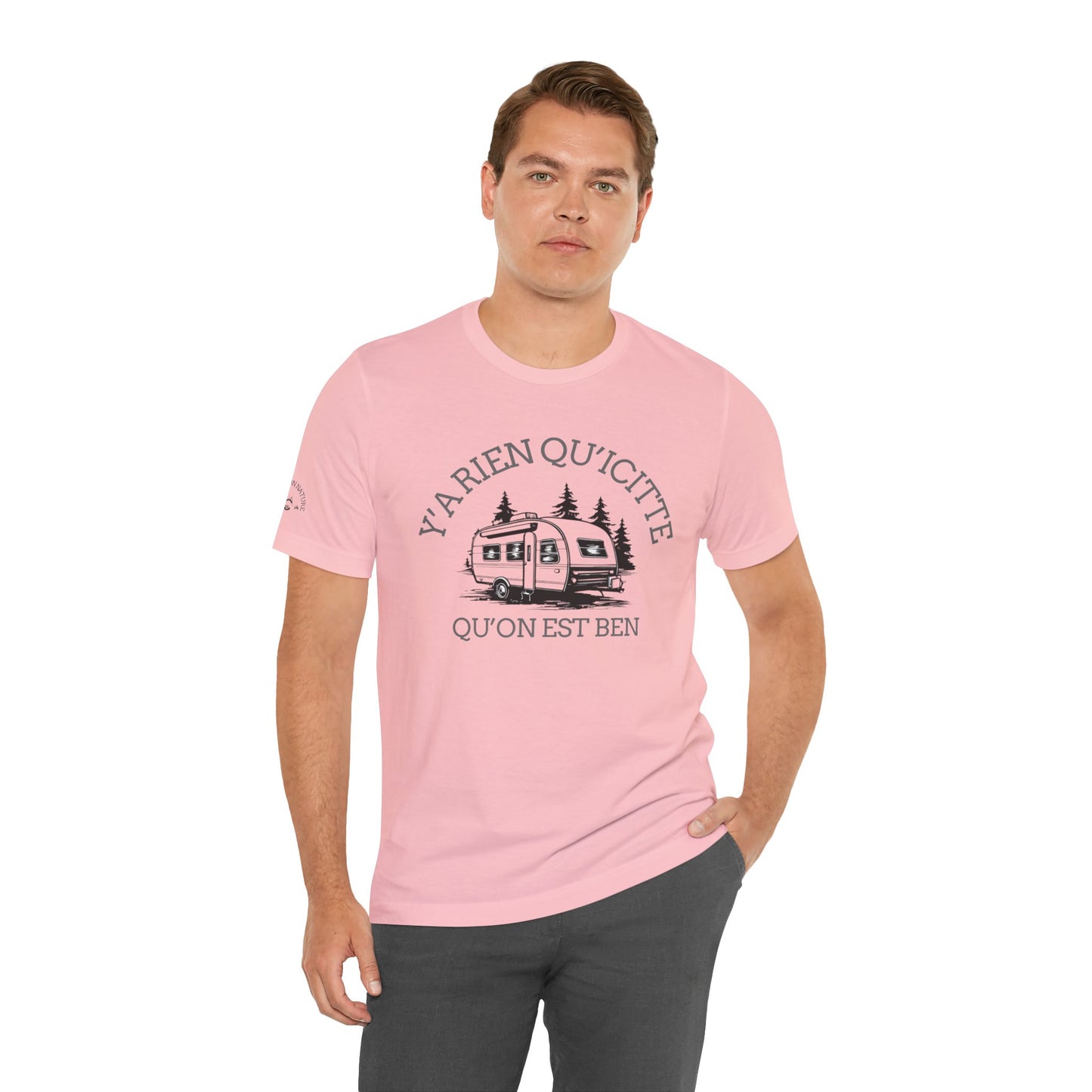 Bohemian RV Adventure Tee - Y'A Rien Qu'citte Qu'on Est Ben - Crée_ation Nature DC