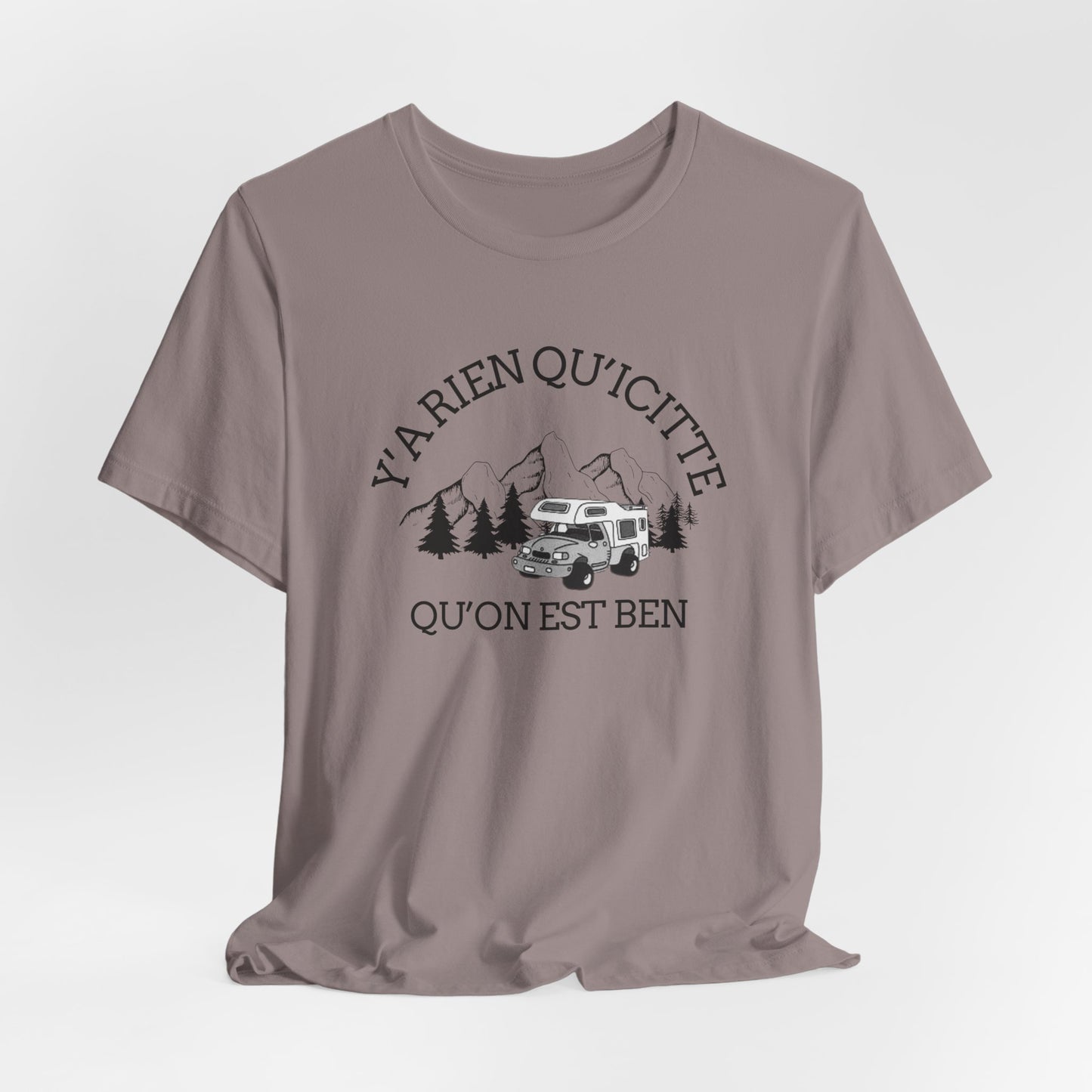 Adventure Spirit Unisex Short Sleeve Tee – 'Y'a Rien Qu'Icitte' Design-Crée_ation Nature DC