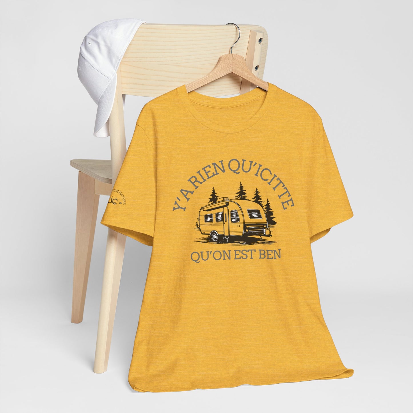 Bohemian RV Adventure Tee - Y'A Rien Qu'citte Qu'on Est Ben - Crée_ation Nature DC