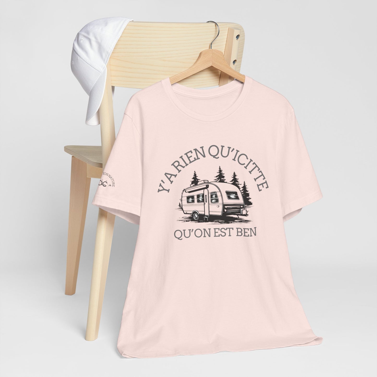 Bohemian RV Adventure Tee - Y'A Rien Qu'citte Qu'on Est Ben - Crée_ation Nature DC