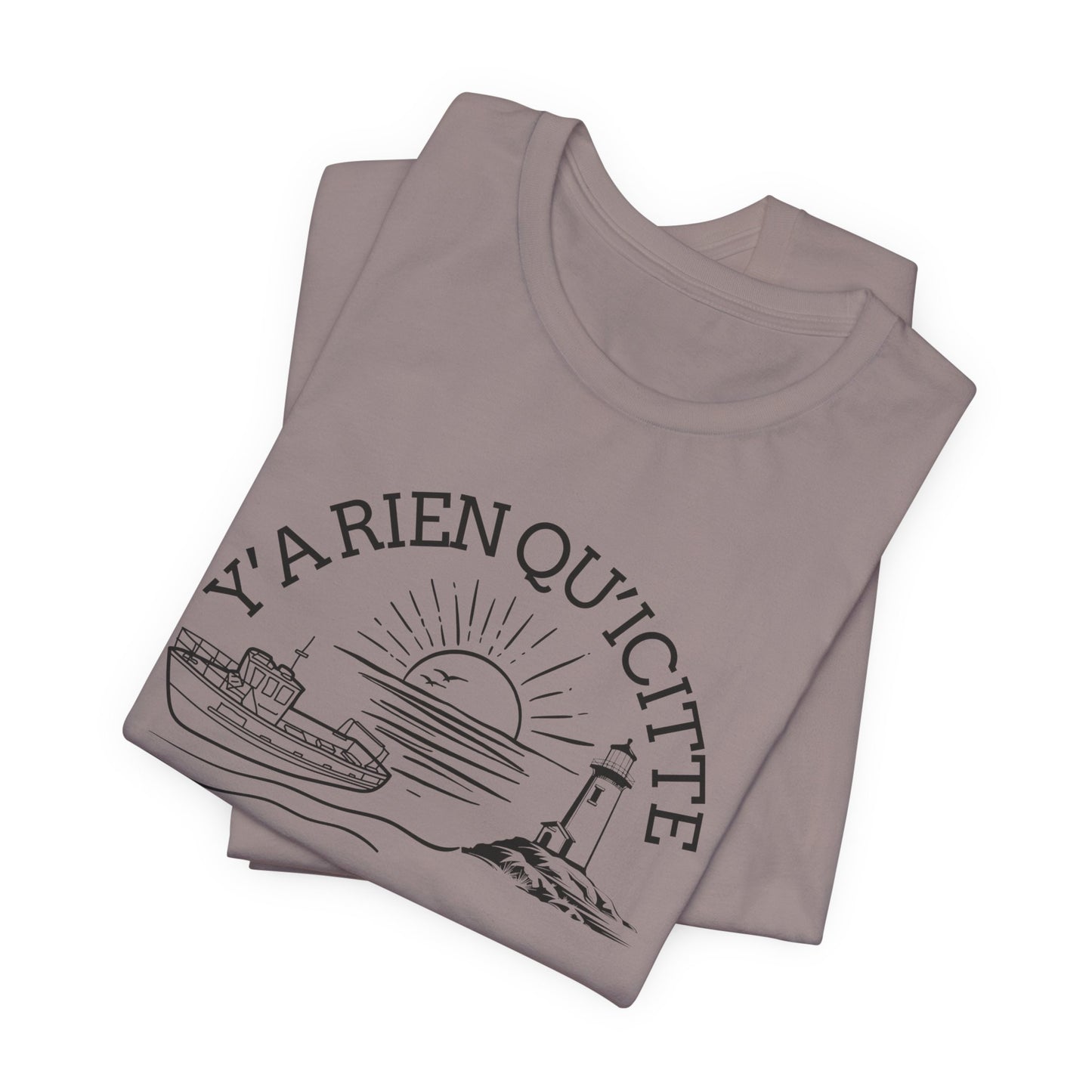 Sunset Sailboat Unisex Tee - Y'a rien qu'icitte Qu'on est ben - Crée_ation Nature DC