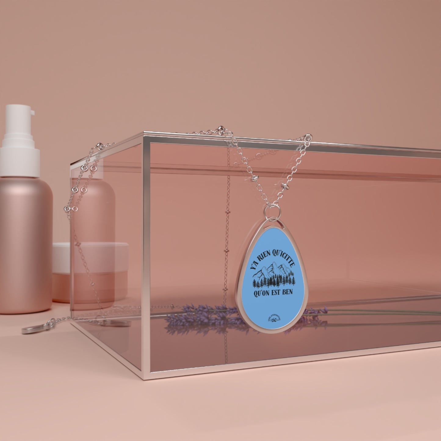 Inspirational Mountain Design Oval Necklace - Perfect Gift for Adventurers