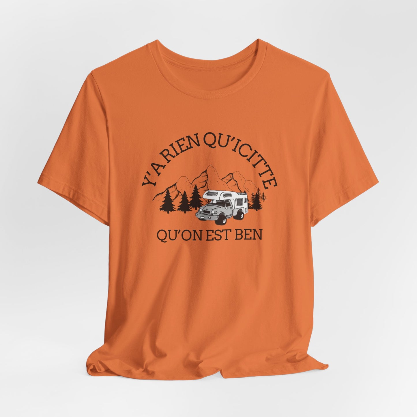 Adventure Spirit Unisex Short Sleeve Tee – 'Y'a Rien Qu'Icitte' Design-Crée_ation Nature DC