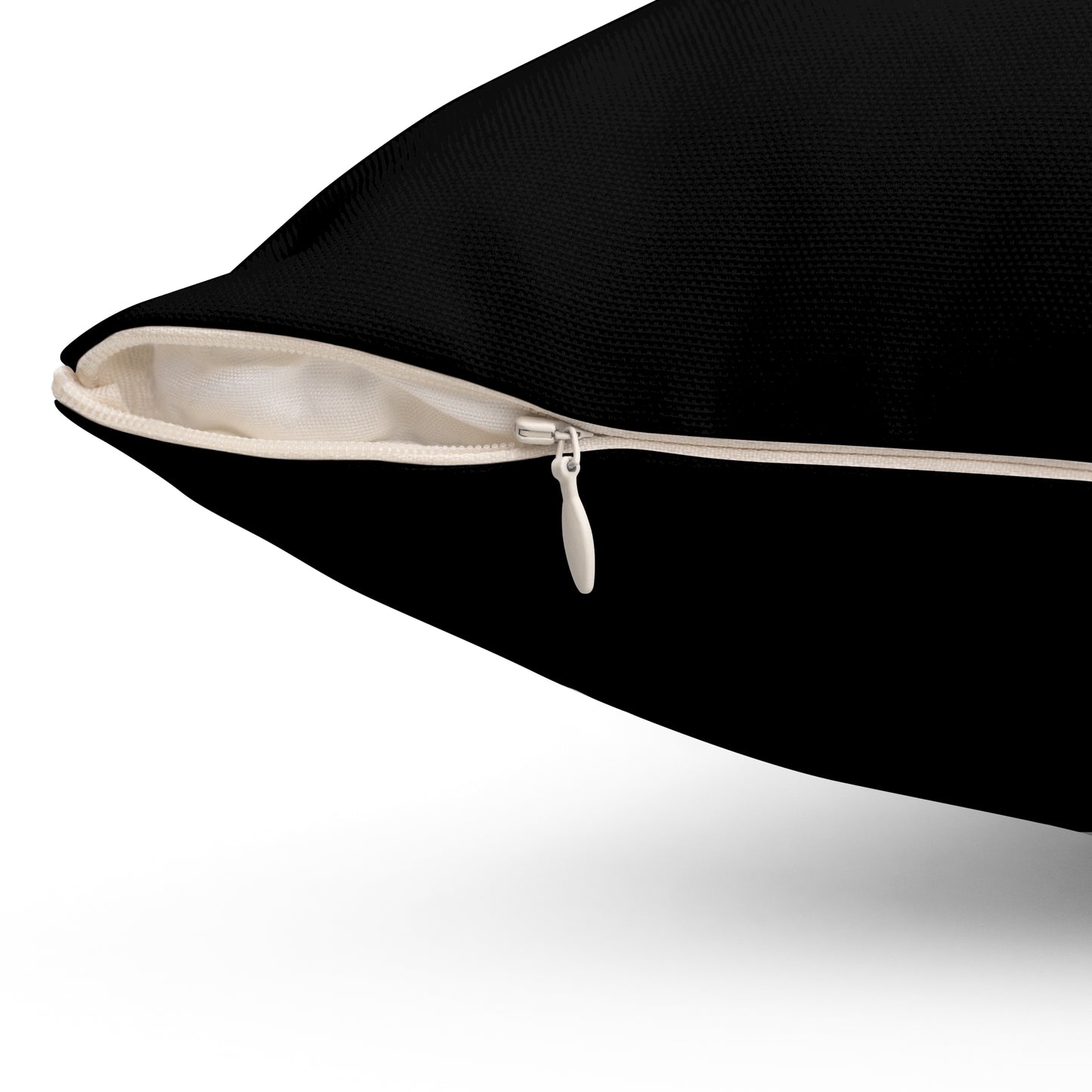 Outdoor Adventure Pillow - 'Y'a Rien Qu'icitte Qu'on Est Ben' Design- cousin pour tente-Crée_ation Nature DC