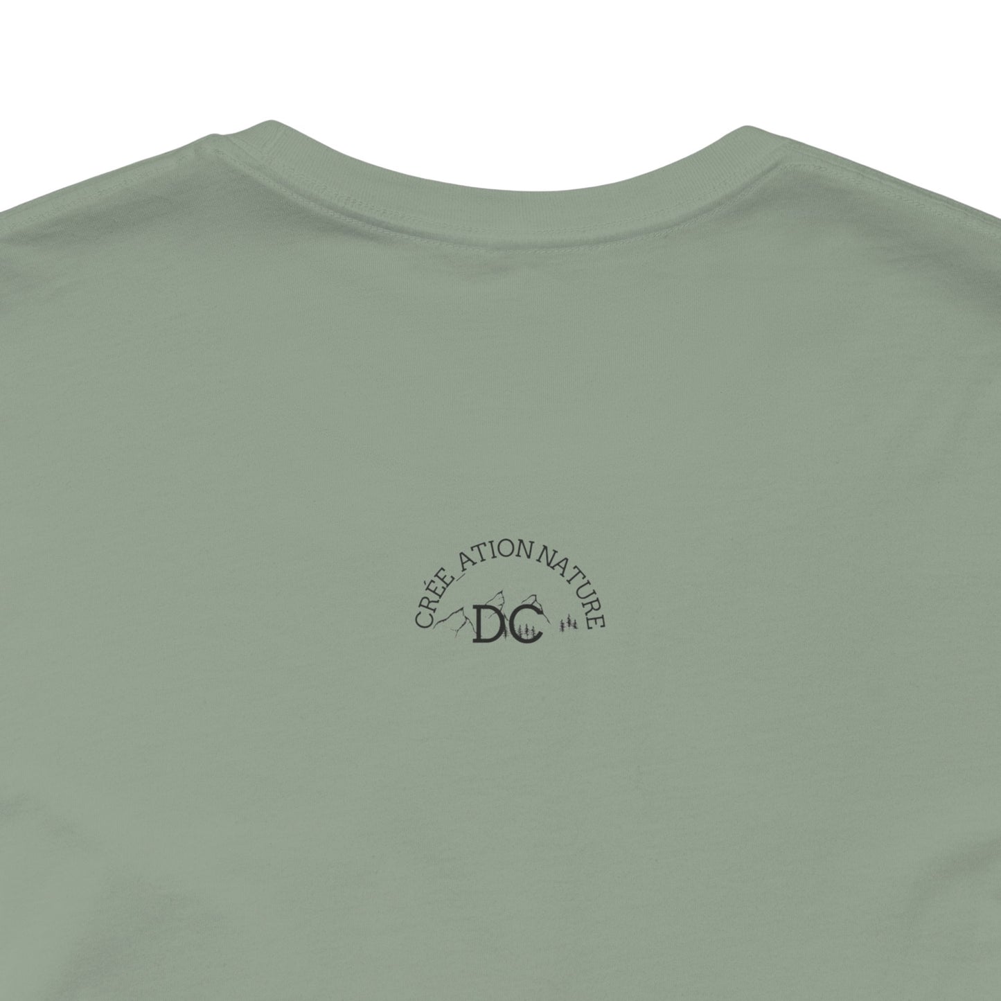 Adventure Spirit Unisex Short Sleeve Tee – 'Y'a Rien Qu'Icitte' Design-Crée_ation Nature DC