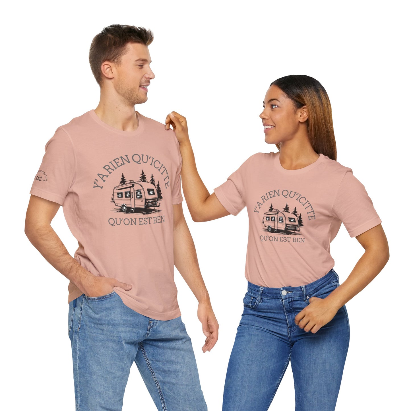 Bohemian RV Adventure Tee - Y'A Rien Qu'citte Qu'on Est Ben - Crée_ation Nature DC
