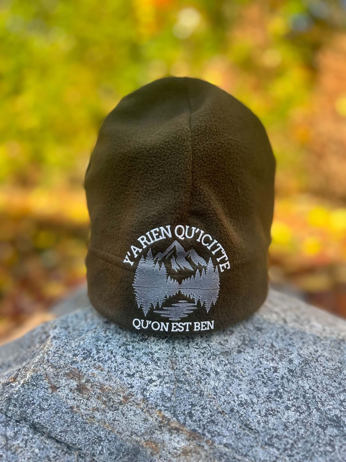 🌲 Tuque en polar vert kaki – Chasseur, Chasseuse, Montagne & Lac