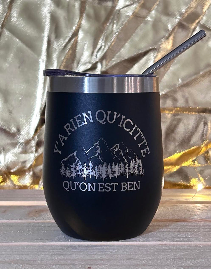 Tasse isolée gravé au laser 