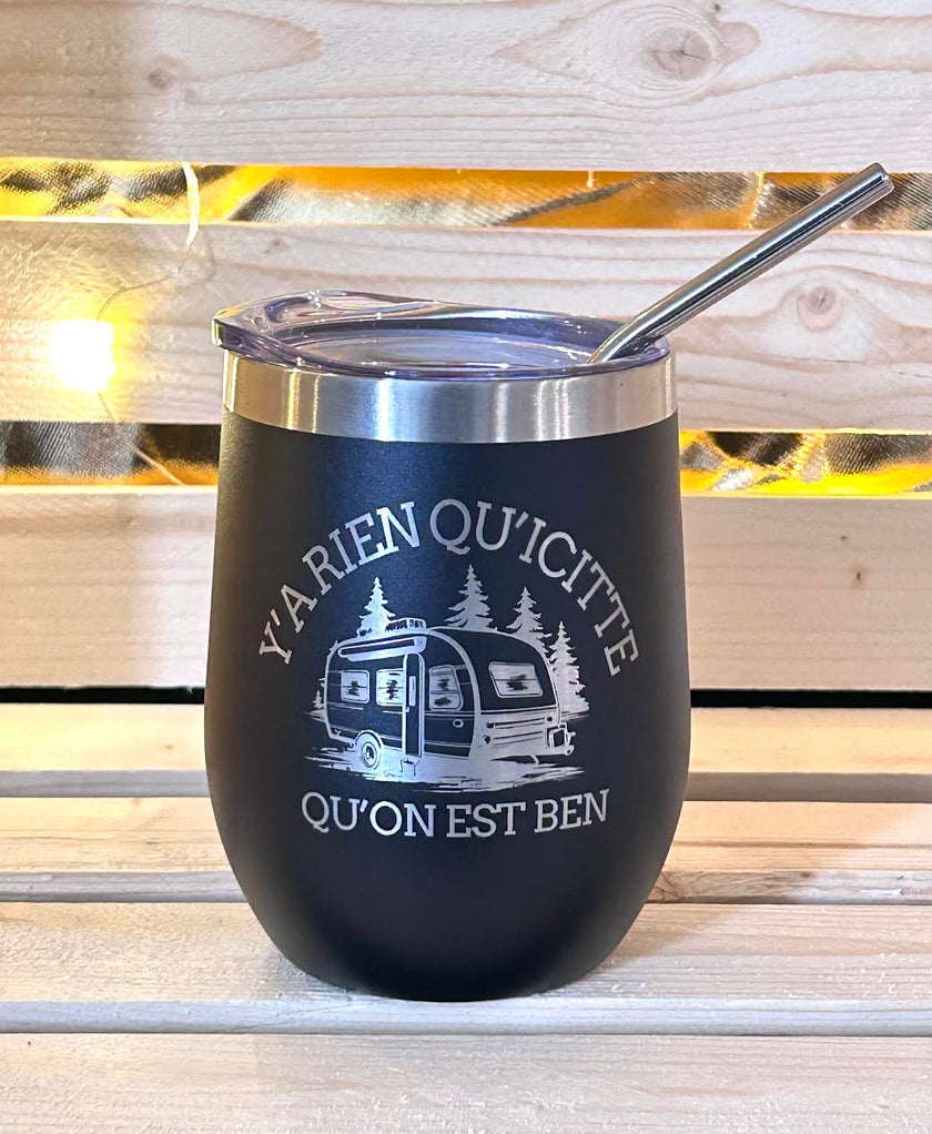 Tasse isolée gravé au laser 