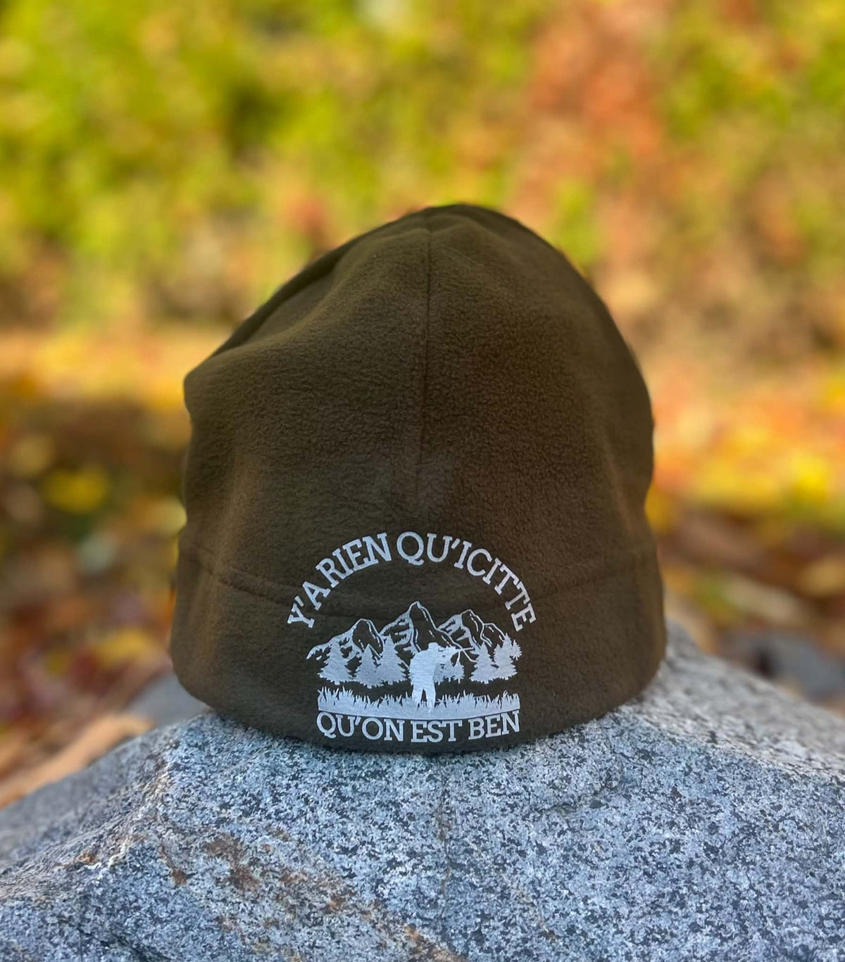 🌲 Tuque en polar vert kaki – Chasseur, Chasseuse, Montagne & Lac