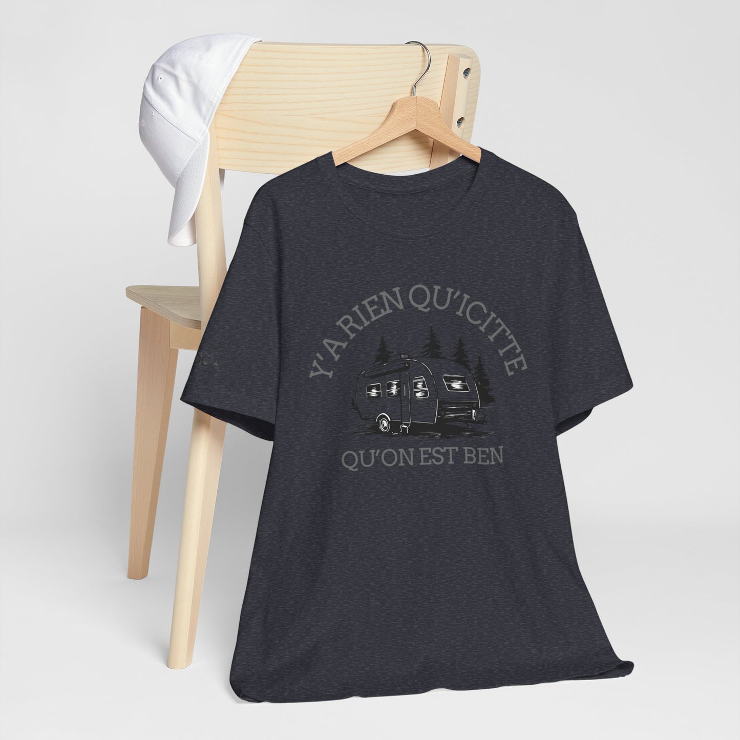 Bohemian RV Adventure Tee - Y'A Rien Qu'citte Qu'on Est Ben - Crée_ation Nature DC