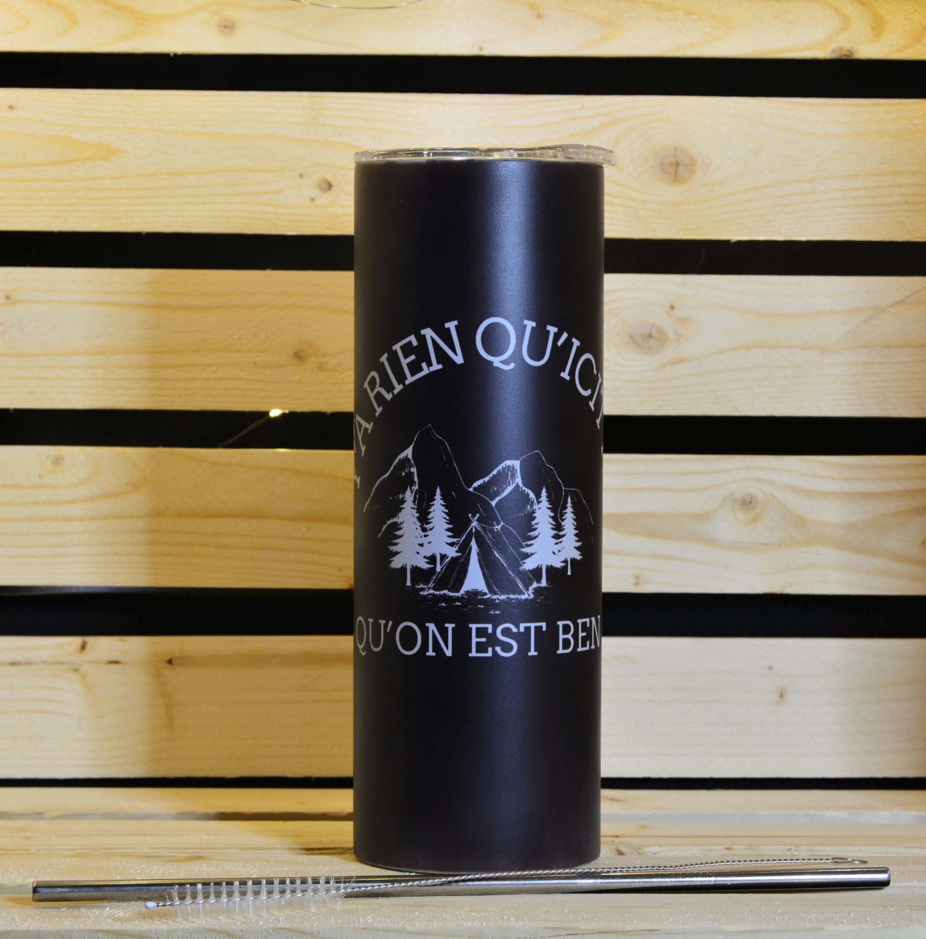 Bouteille isolée, Glow and the Dark  