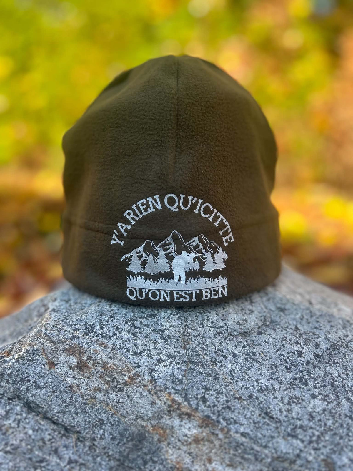 🌲 Tuque en polar vert kaki – Chasseur, Chasseuse, Montagne & Lac